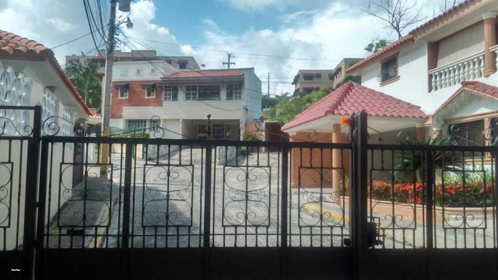 Casas en Venta Villa Claudia, Distrito Nacional