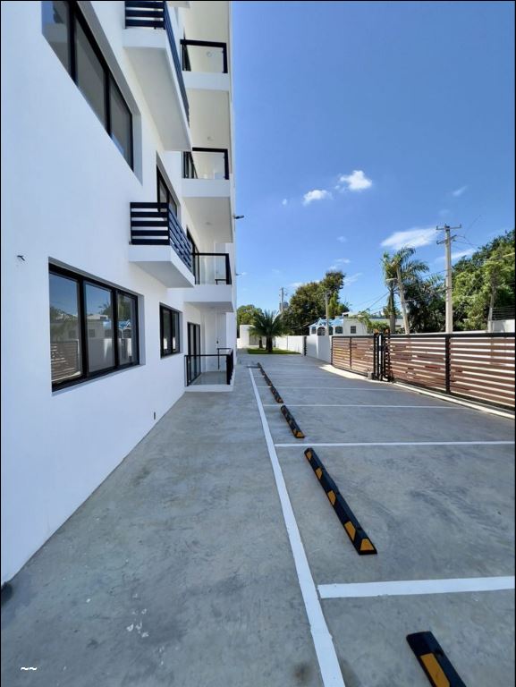 Apartamentos en Venta Rincon Largo, Santiago