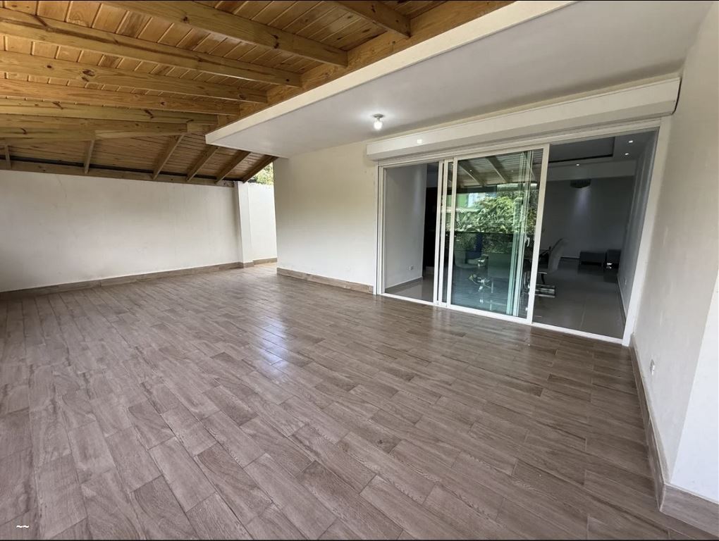Apartamentos en Venta Res. Villa Carmen, Santo Domingo Este