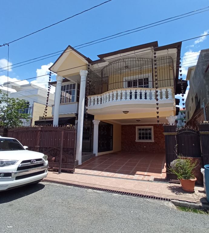 Casas en Venta Paraiso Oriental I, Santo Domingo Este