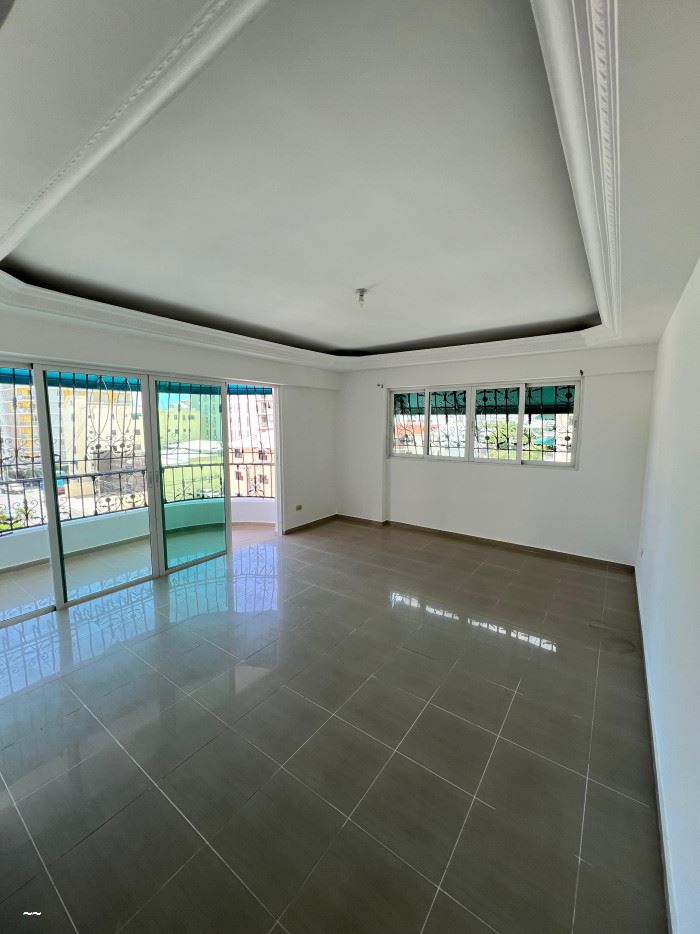 Apartamentos en Venta Evaristo Morales, Distrito Nacional