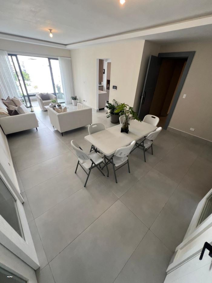 Apartamentos en Venta Evaristo Morales, Distrito Nacional