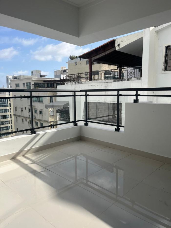 Apartamentos en Venta Serralles, Distrito Nacional