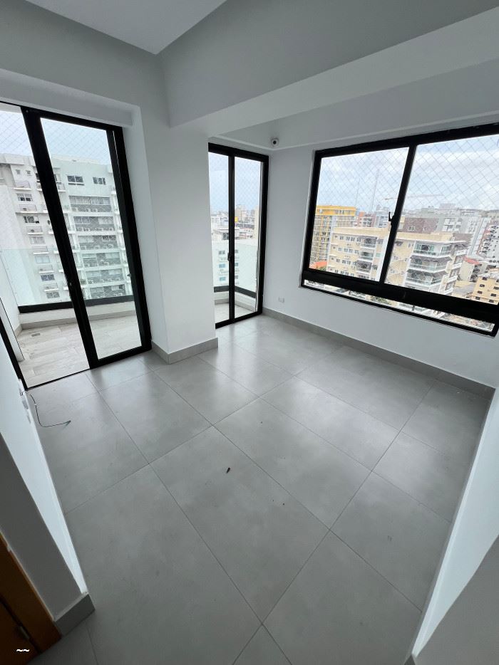Apartamentos en Venta Evaristo Morales, Distrito Nacional