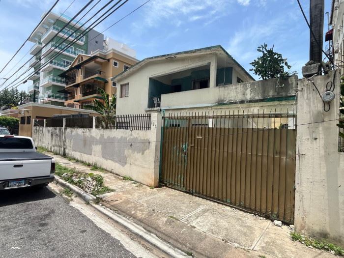 Terrenos en Venta Renacimiento, Distrito Nacional