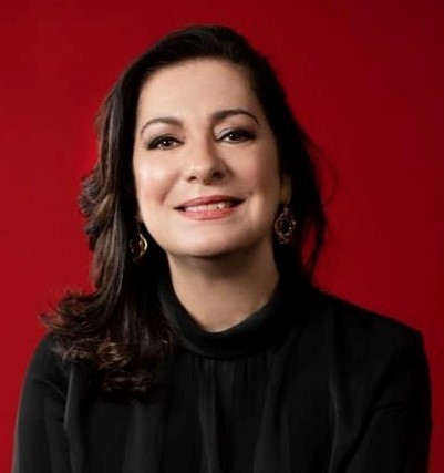 Ana Patricia Santa-Cruz
