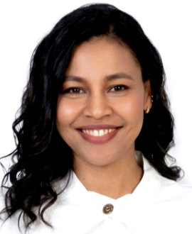 Estefany Robles Cortorreal